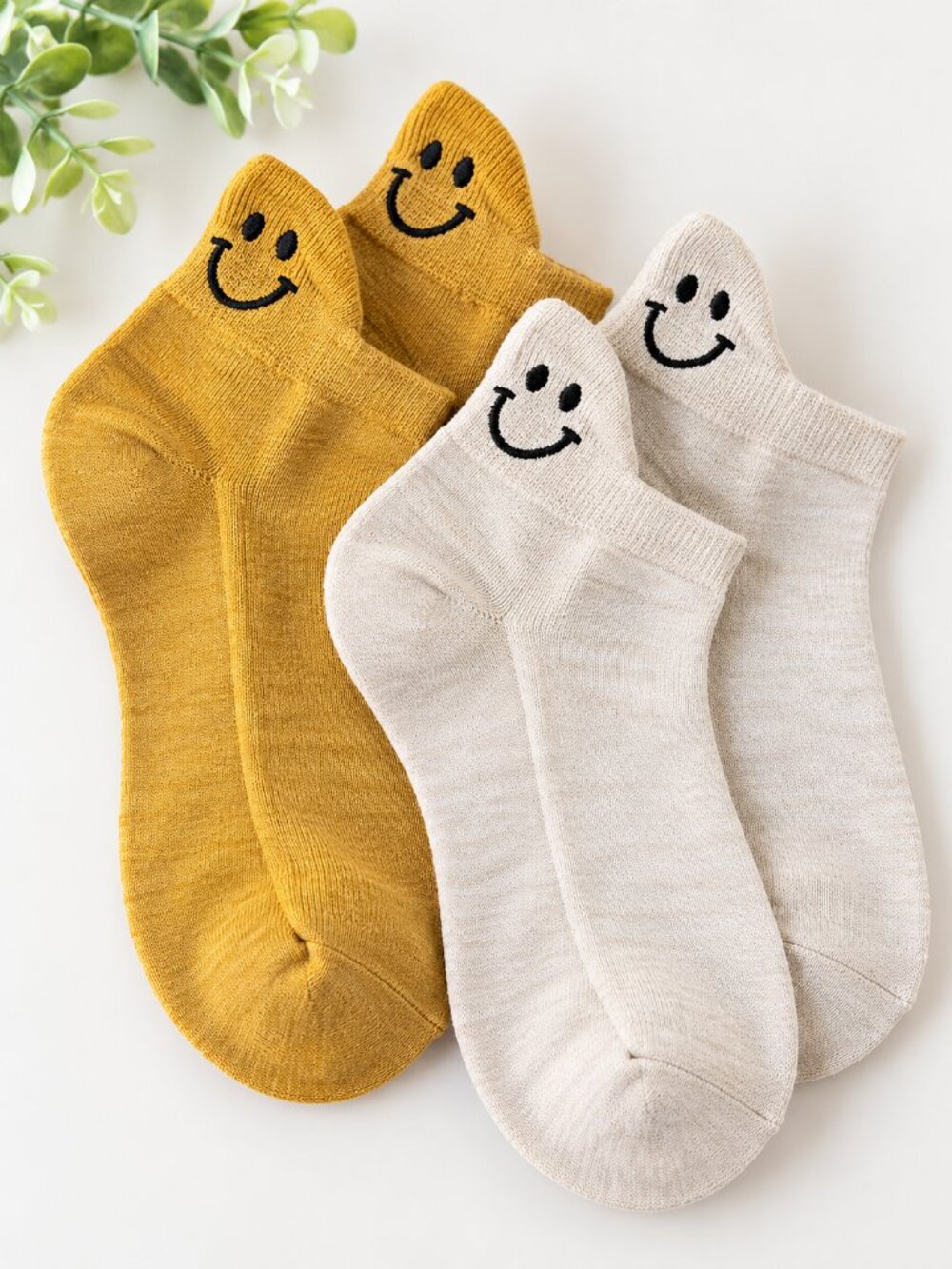 Calectin Smiley Face Ankle Socks 2 Pair Mustard Yellow Cream NWT